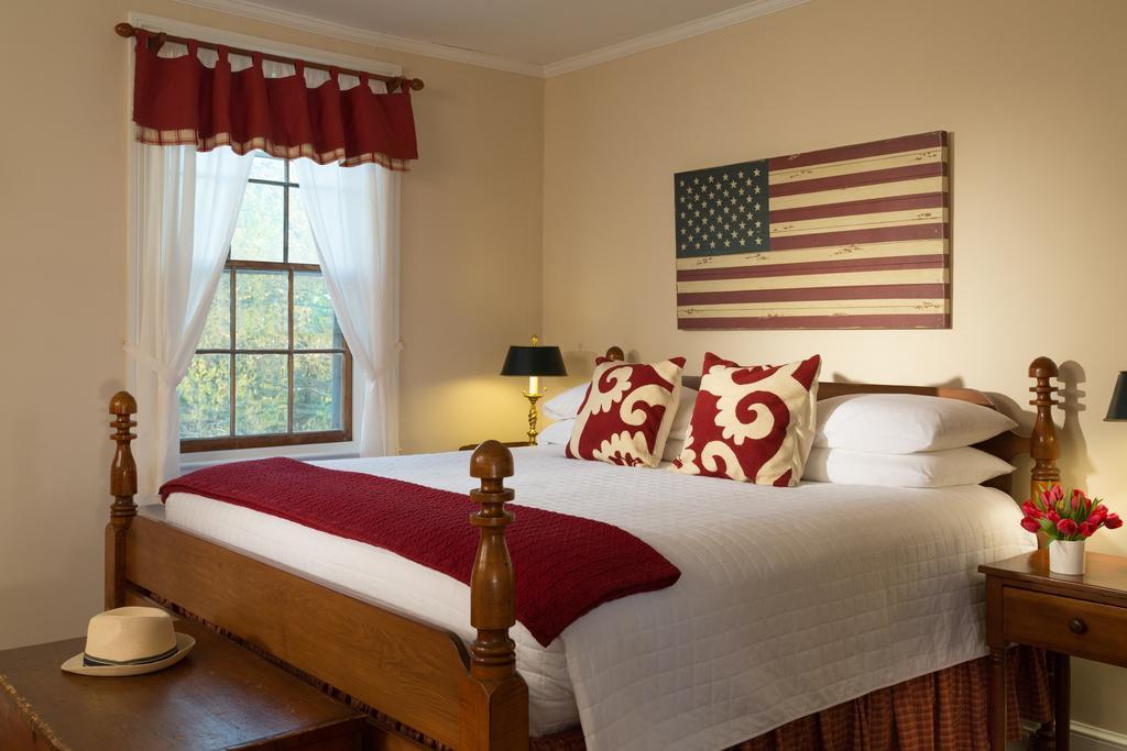 Brampton 1860 Bed & Breakfast Chestertown Room photo